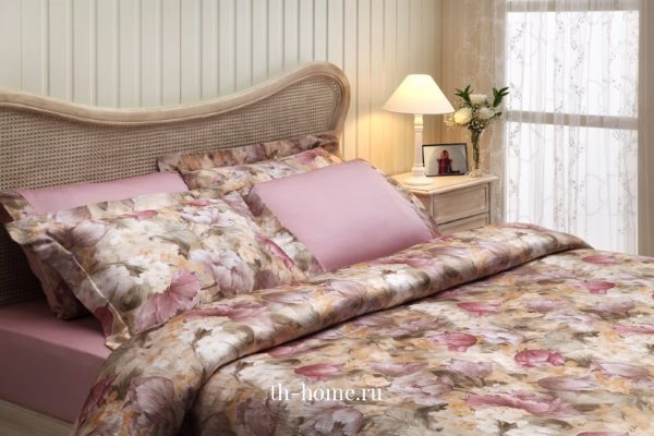 tivolyo-home-flower-land-lilovyj