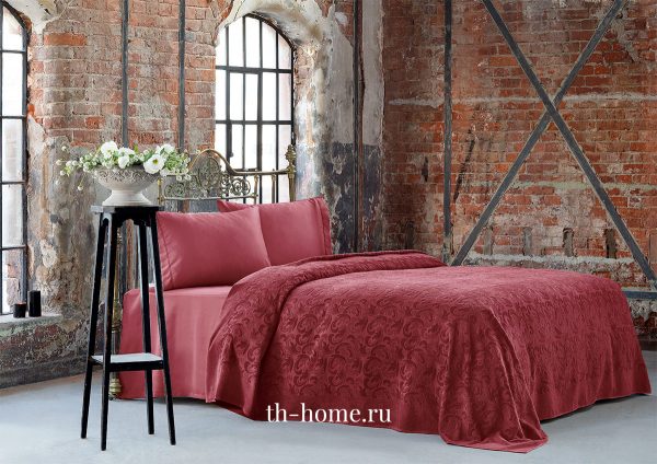 Tivolyo home BAROC покрывало бордовый